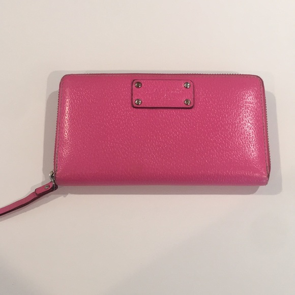 Kate Spade Pink zipper wallet GOOD condition - Picture 2 of 10